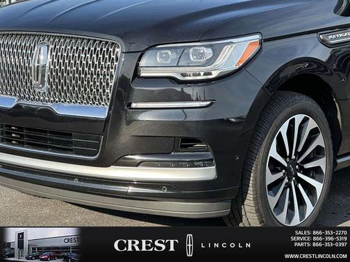 Infinite Black Metallic Clearcoat 2024 Lincoln Navigator Reserve