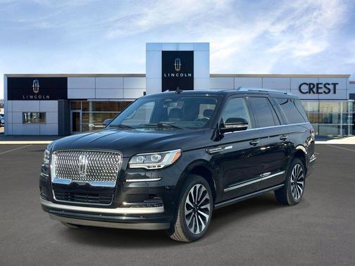 Infinite Black Metallic Clearcoat 2024 Lincoln Navigator Reserve