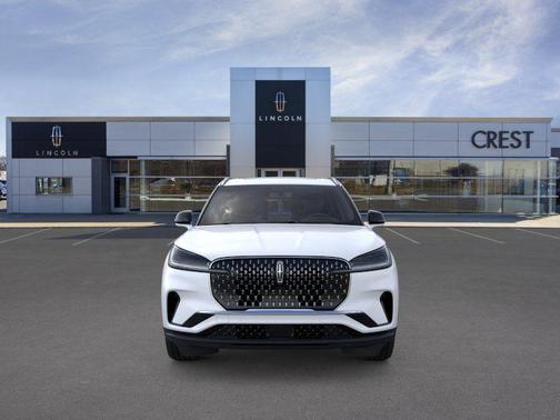 Pristine White Metallic Tri-Coat 2026 Lincoln Aviator Premiere