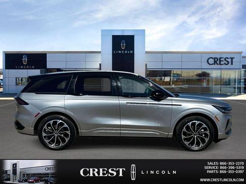 Silver Radiance Metallic Clearcoat 2024 Lincoln Nautilus Reserve