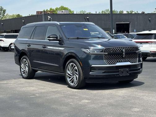 Blue Metallic 2025 Lincoln Navigator Reserve