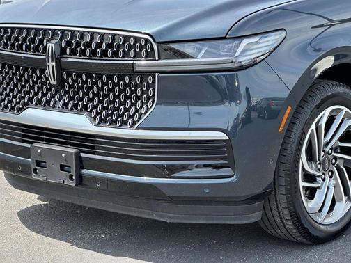 Blue Metallic 2025 Lincoln Navigator Reserve