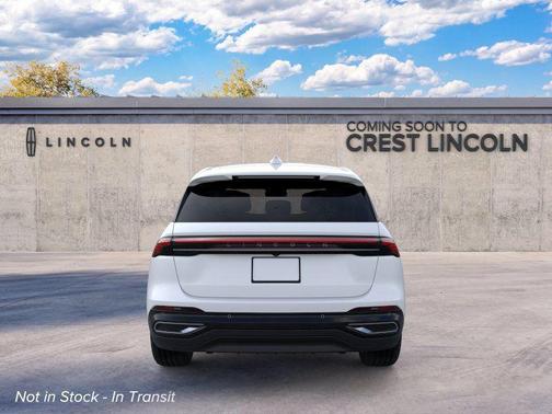 White Platinum 2026 Lincoln Nautilus Premiere