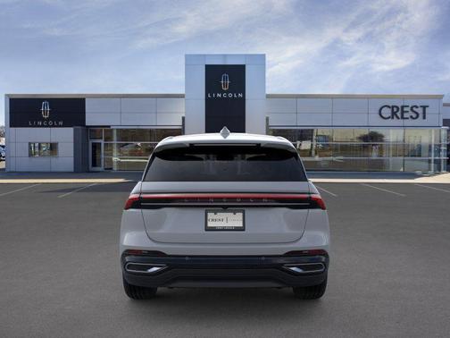 Gray Matter Metallic Clearcoat 2026 Lincoln Nautilus Premiere