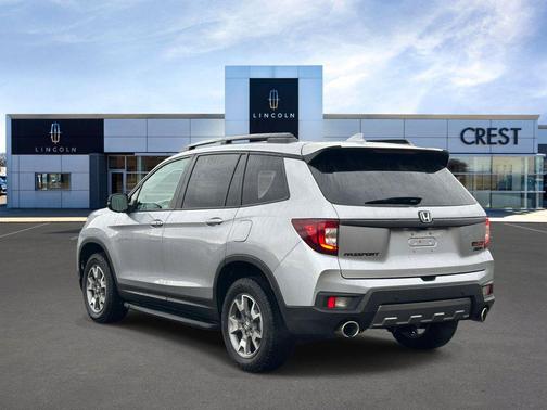 Sonic Gray Pearl 2023 Honda Passport AWD TrailSport