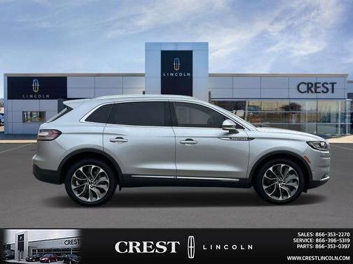 Silver Radiance Metallic Clearcoat 2023 Lincoln Nautilus Reserve