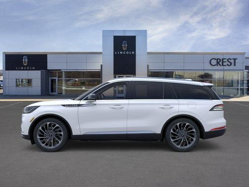 Pristine White Metallic Tri-Coat 2026 Lincoln Aviator Reserve AWD