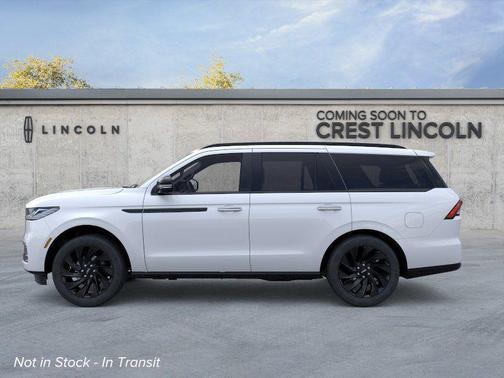 Crystal White Metallic Clearcoat 2026 Lincoln Navigator Reserve