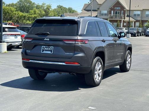 Baltic Gray Metallic Clearcoat 2022 Jeep Grand Cherokee Limited