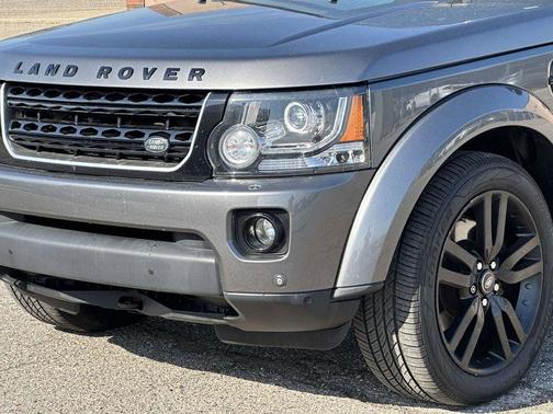 Gray 2016 Land Rover LR4 Base