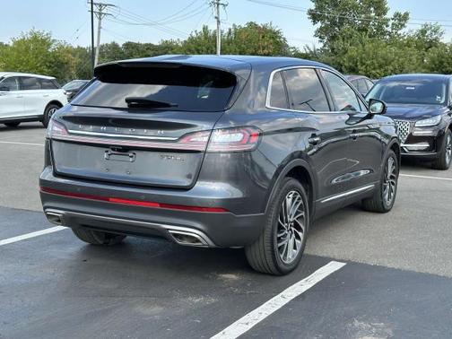 2020 Lincoln Nautilus Reserve