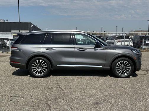 2022 Lincoln Aviator Reserve AWD