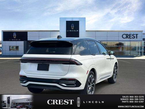 White Platinum Metallic Tri-Coat 2024 Lincoln Nautilus Reserve