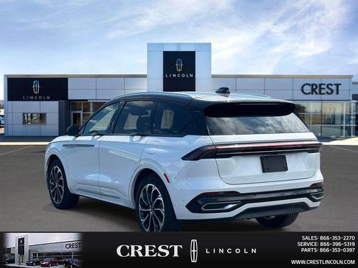 White Platinum Metallic Tri-Coat 2024 Lincoln Nautilus Reserve