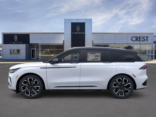 White Platinum Metallic Tri-Coat 2026 Lincoln Nautilus Reserve