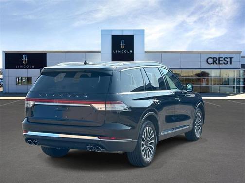 2022 Lincoln Aviator Standard AWD