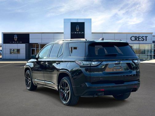 Mosaic Black Metallic 2019 Chevrolet Traverse Premier
