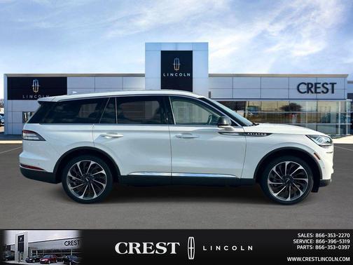 Pristine White Metallic Tri-Coat 2023 Lincoln Aviator Reserve AWD