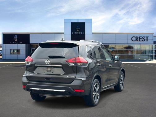 2017 Nissan Rogue SL