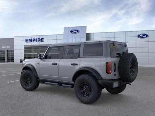 Avalanche Gray 2026 Ford Bronco Badlands