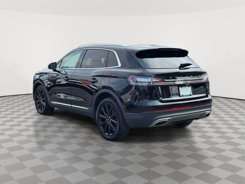 Infinite Black Metallic 2023 Lincoln Nautilus Reserve