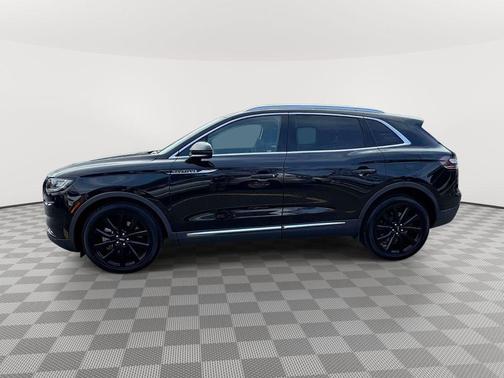 Infinite Black Metallic 2023 Lincoln Nautilus Reserve