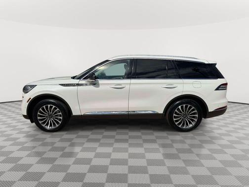 White Metallic 2023 Lincoln Aviator Reserve AWD