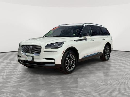 White Metallic 2023 Lincoln Aviator Reserve AWD