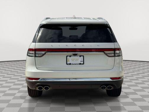 White Metallic 2023 Lincoln Aviator Reserve AWD