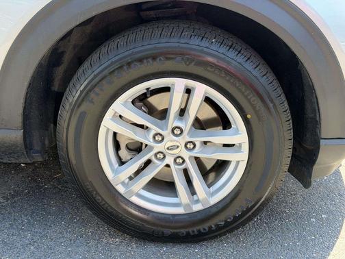 Silver Metallic 2022 Ford Explorer XLT