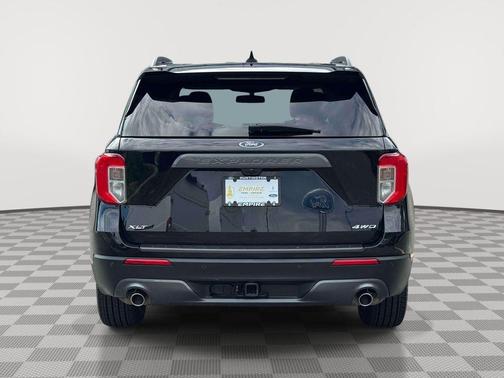 Agate Black Metallic 2023 Ford Explorer XLT