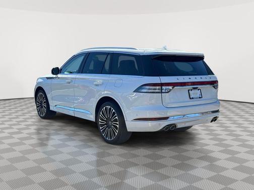 White Metallic 2023 Lincoln Aviator Black Label AWD