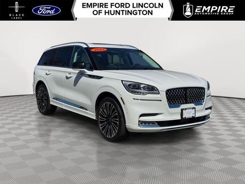 White Metallic 2023 Lincoln Aviator Black Label AWD
