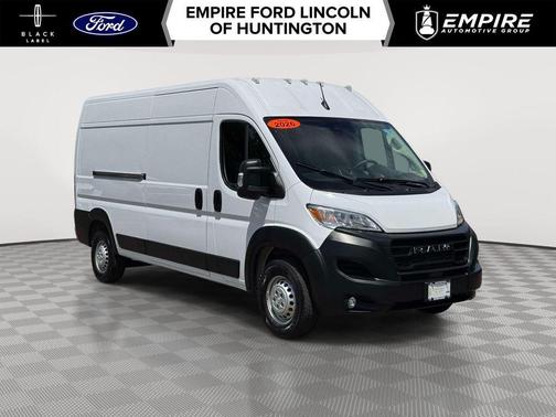 Bright White Clearcoat 2026 RAM ProMaster 2500 High Roof