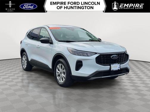 Oxford White 2025 Ford Escape Active