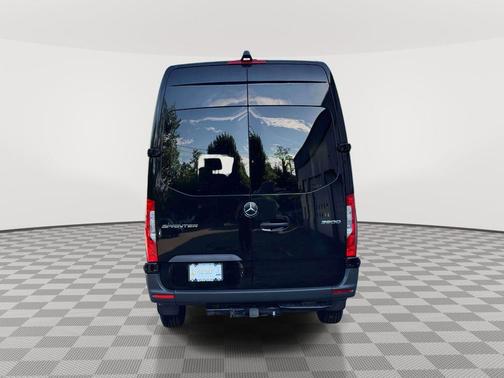 Black 2019 Mercedes-Benz Sprinter 3500 170 WB