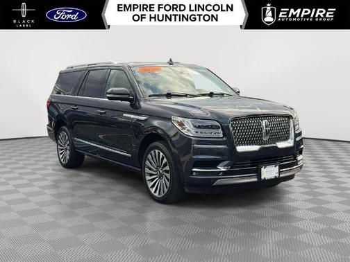 FLIGHT BLUE 2021 Lincoln Navigator L L RESERVE
