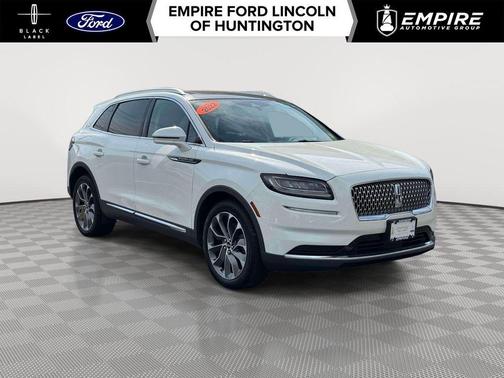 White Metallic 2022 Lincoln Nautilus Reserve