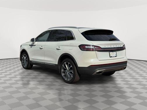 White Metallic 2022 Lincoln Nautilus Reserve