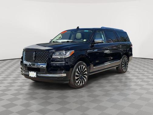 Black Metallic 2024 Lincoln Navigator L Black Label