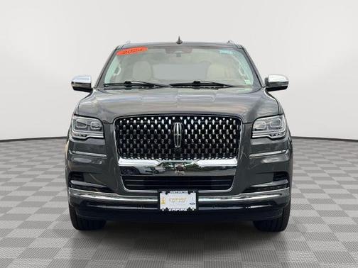 CHROMA CAVIAR DARK GRAY MET 2024 Lincoln Navigator L L BLACK LABEL