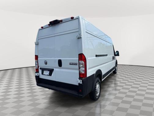 Bright White Clearcoat 2025 RAM ProMaster 2500 High Roof
