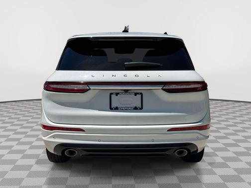 White Metallic 2023 Lincoln Corsair Standard
