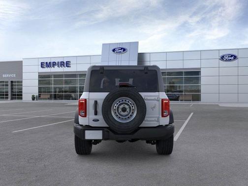Oxford White 2026 Ford Bronco Base