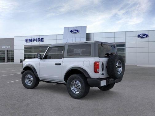 Oxford White 2026 Ford Bronco Base