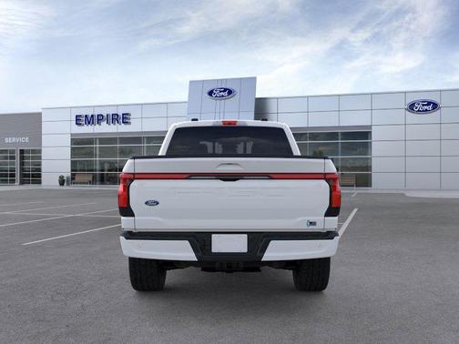 Oxford White 2025 Ford F-150 Lightning LARIAT