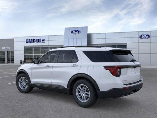 Space White Metallic 2026 Ford Explorer Active