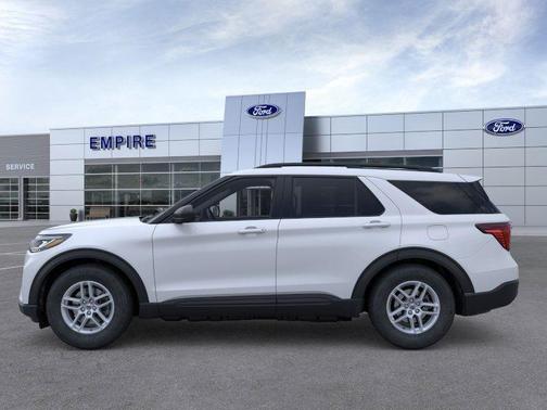 Space White Metallic 2026 Ford Explorer Active