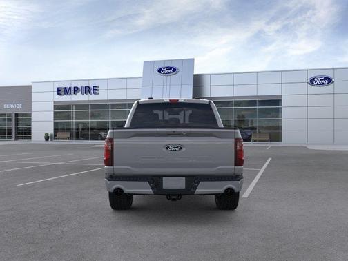 Avalanche 2026 Ford F-150 XLT