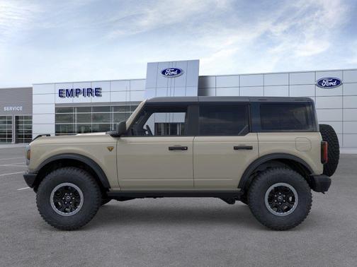 Desert Sand 2026 Ford Bronco Badlands